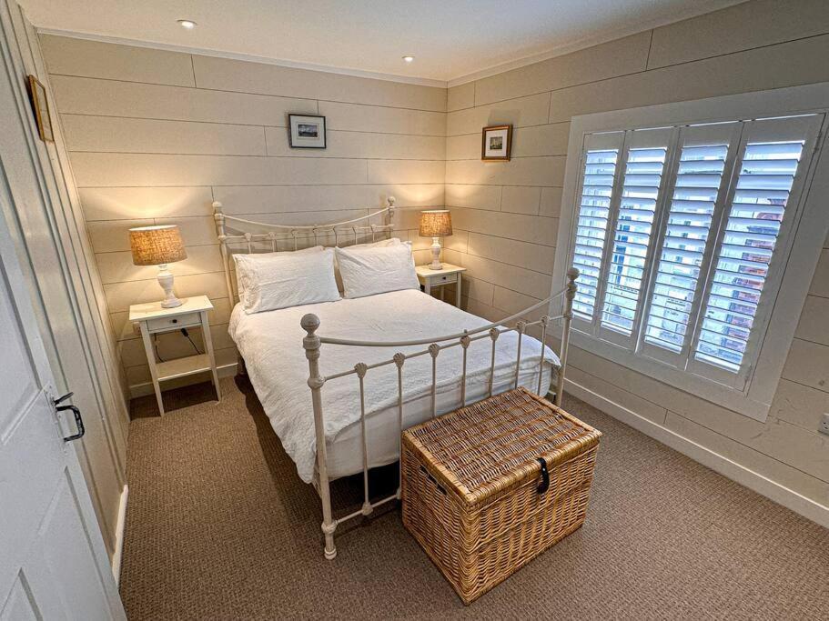 Stylish 3Br Cowes Cottage Close To The Waterfront Exteriör bild