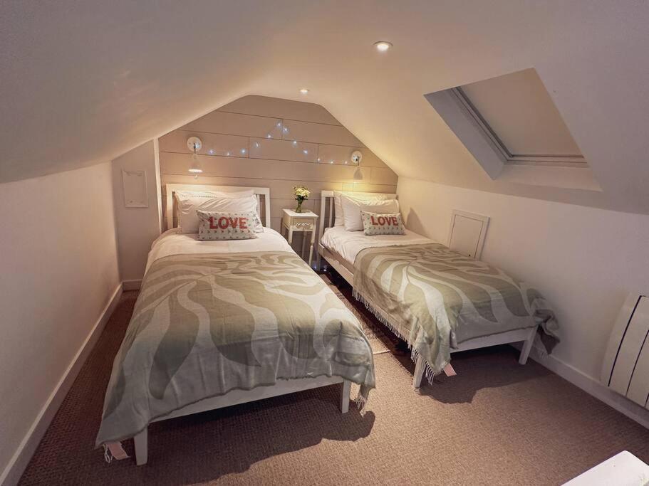 Stylish 3Br Cowes Cottage Close To The Waterfront Exteriör bild